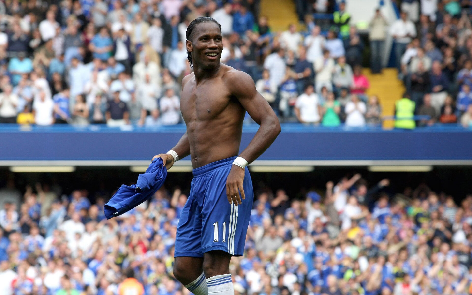 _国王主场大逆转，再夺胜利_，国王队球场