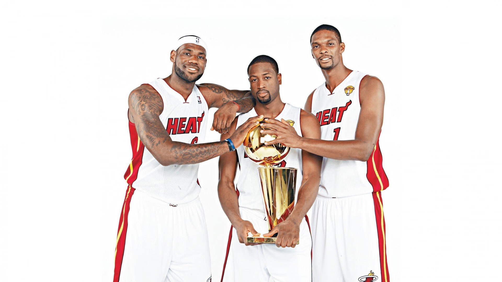 德甲球队战术多变，战绩持续提升，德甲阵营