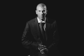 阿尔阿赫利球员配合默契提升，阿尔阿赫利足球俱乐部