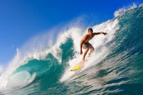 德甲比赛精彩纷呈，关键扑救扭转战局，德甲赛制介绍