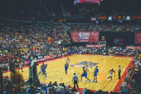 国家游泳队科学训练成果显著，成绩持续攀升，国家游泳队训练视频